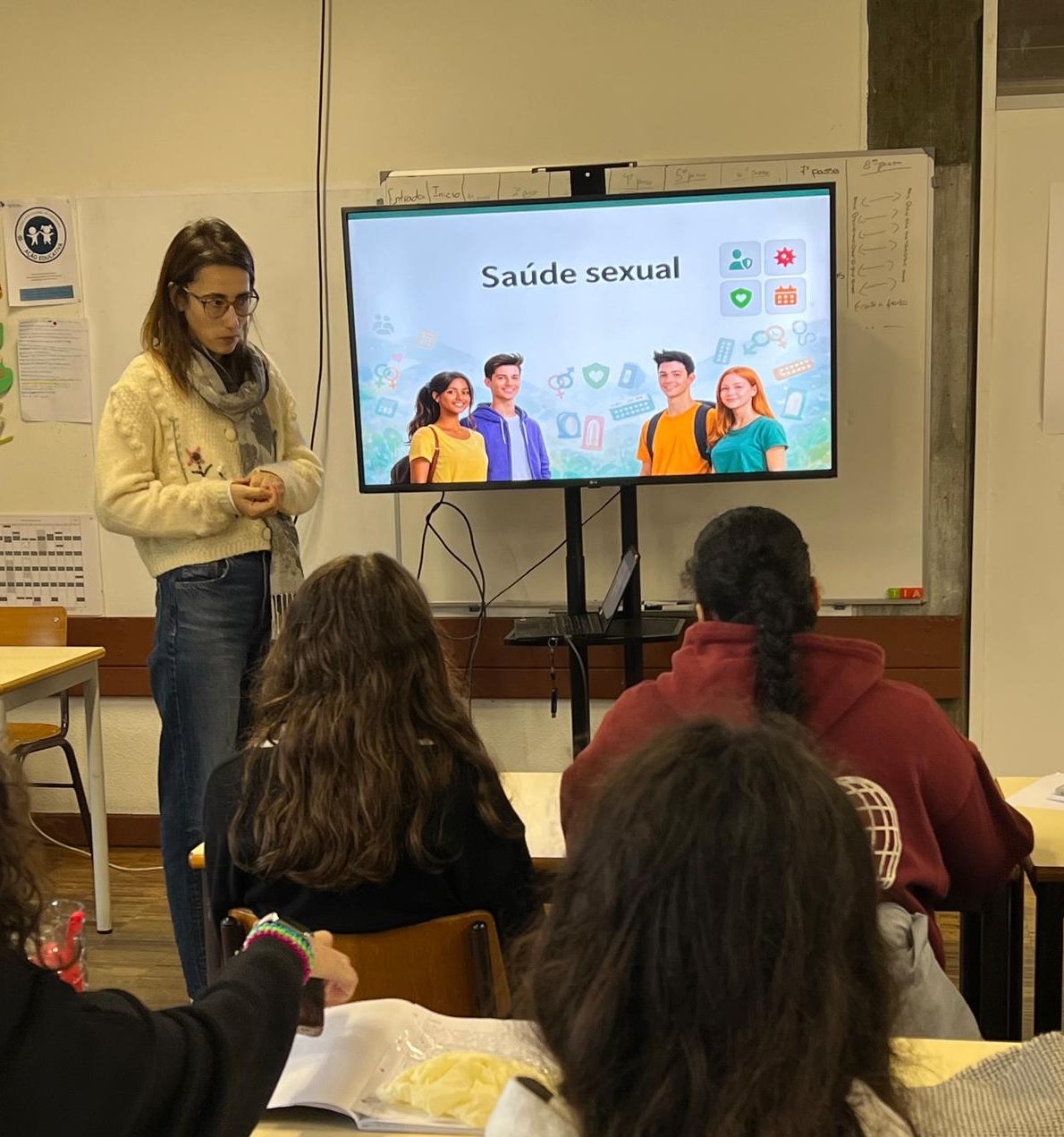 Sessão de educação sexual para alunos do 11.º ano